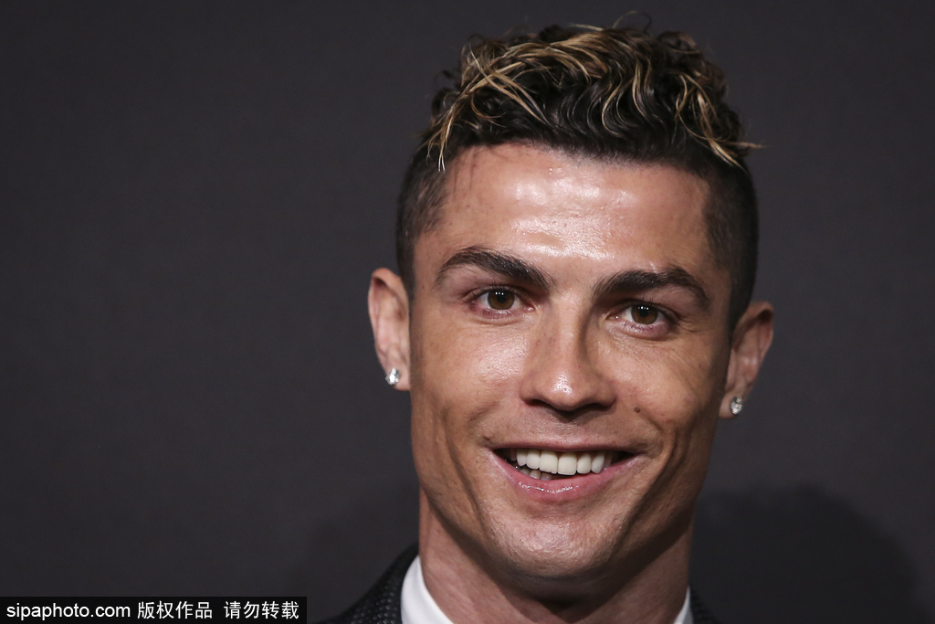 系统局了？柔佛全场狂轰48脚12射正未破门，海港仅6脚射门