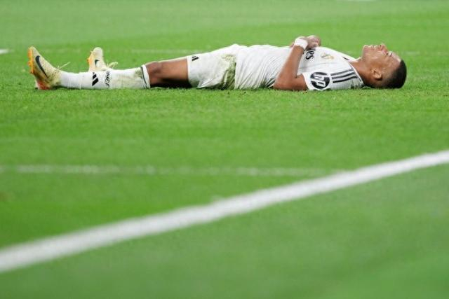 英媒：里沙利松愿意重返埃弗顿，埃弗顿尚未决定是否签回他