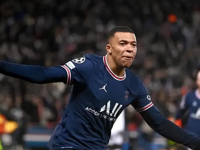 潮州体育馆：球场免费开放 惠民健身“不打烊”