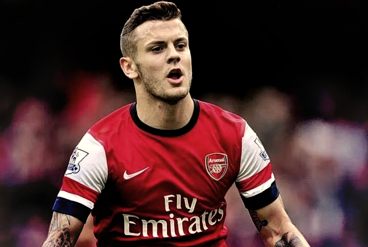 拦都拦不住！对手疑肘击队友，梅西出头“教育”阿根廷老乡