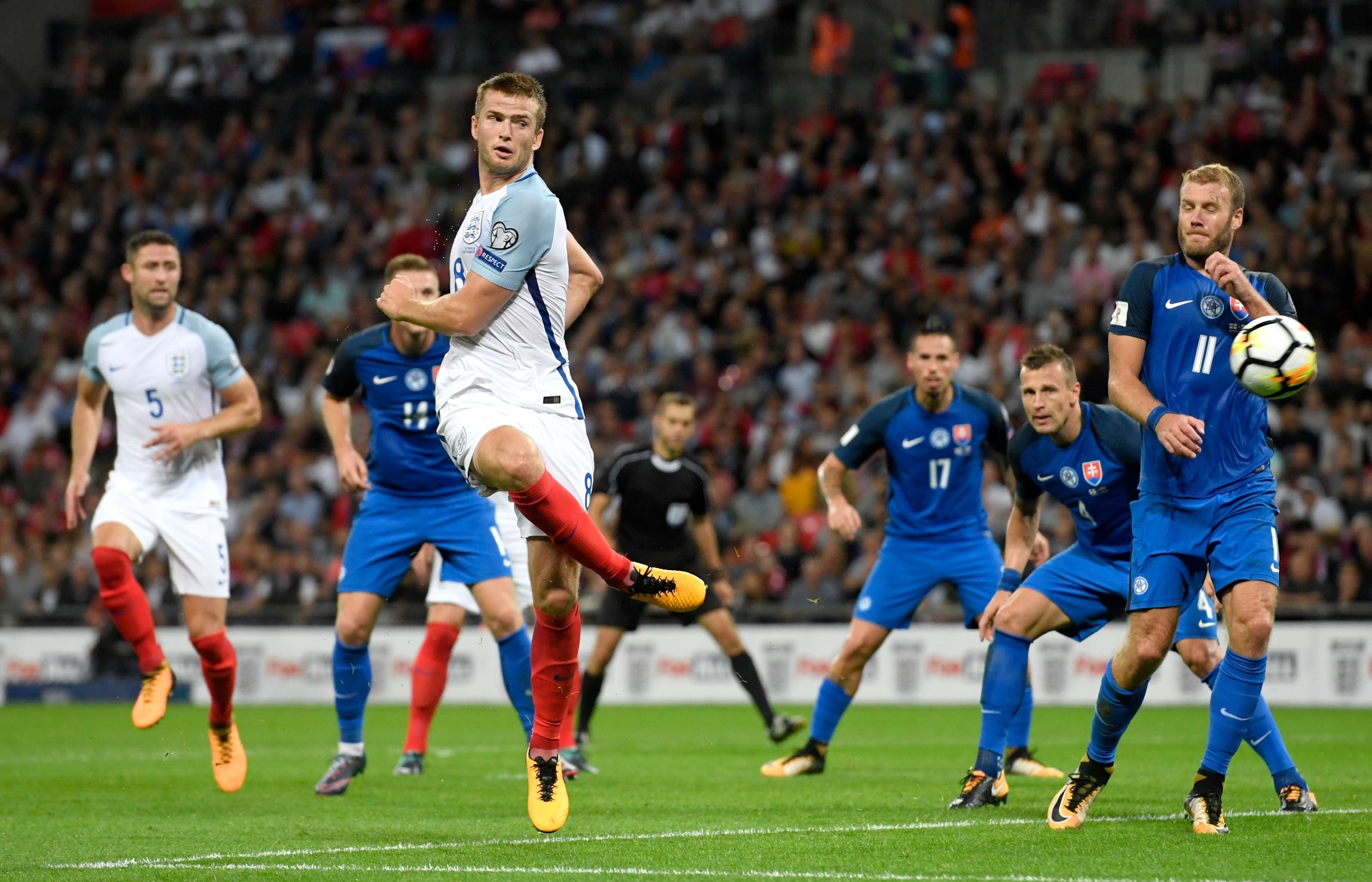 球星连续三次关键得分