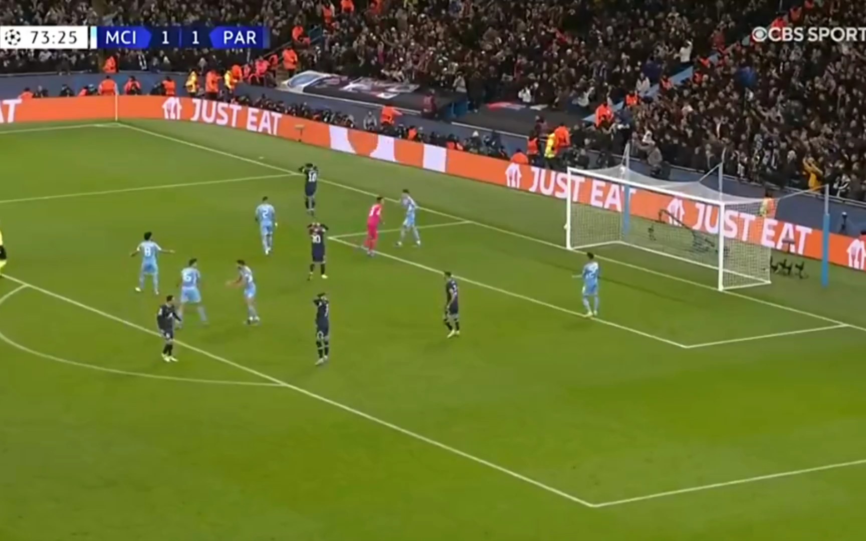 欧冠今夜观赛指南：枪手迎战强敌拜仁，皇马客场出征盼洗颓