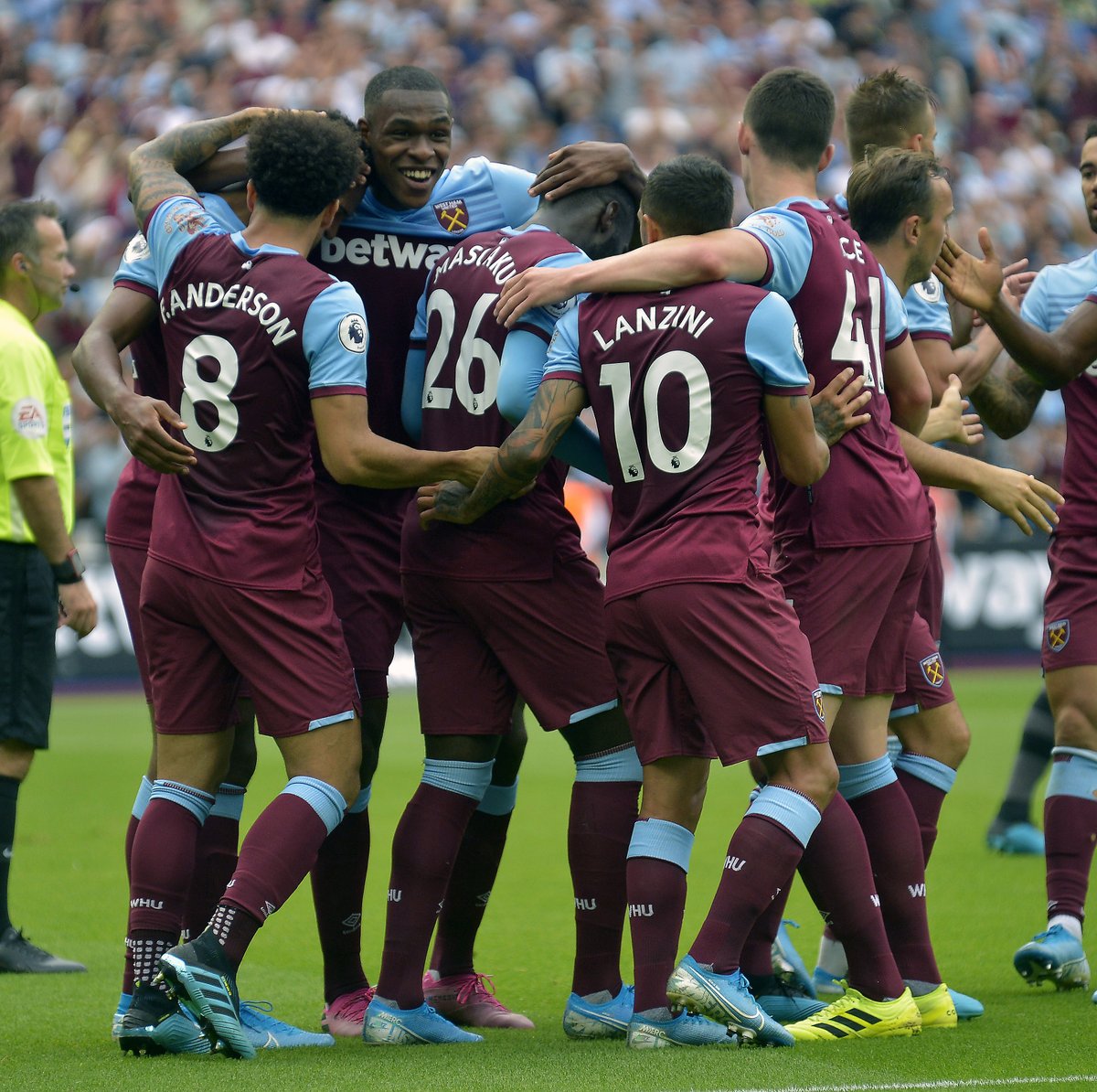 利物浦1-0送国米两连败！升至欧冠第八，索博绝杀，维尔茨造点球