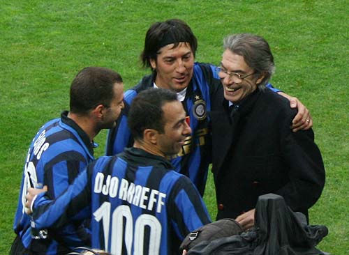 欧协联半场：乌切闪击破门，西塞疑似逃点，水晶宫1-0古比斯（欧协联半场战报：乌切闪击先拔头筹，西塞疑似逃点，水晶宫暂1-0领先古比斯）